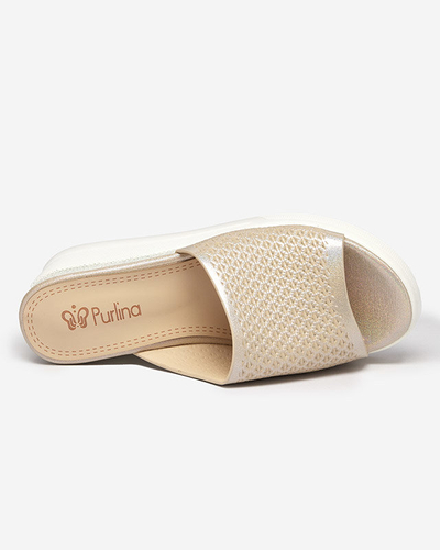 Zlaté dámské prolamované pantofle na klínku s brokátem Neritas - Shoes