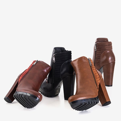 Dámské kotníkové boty s ozdobným velbloudím jezdcem Santiago - Obuv