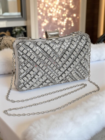 Royalfashion Жіноча сумка-клатч з цирконами Seraphine Glint