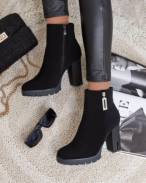 Жіночі черевики Royalfashion Beroleda з декором на шпильці