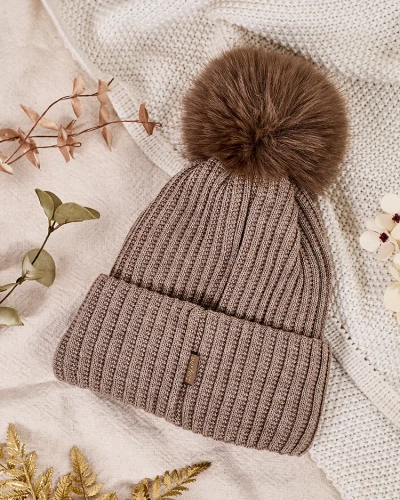 Жіноча шапка Royalfashion з утепленням та помпоном