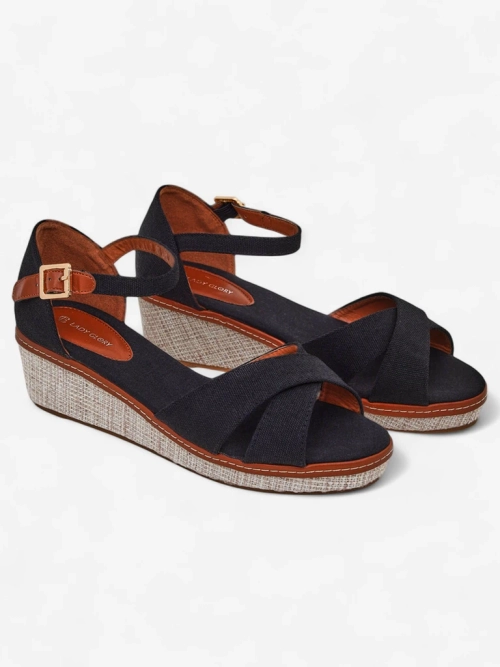 Royalfashion Жіночі сандалі на танкетці без пальця Terrific