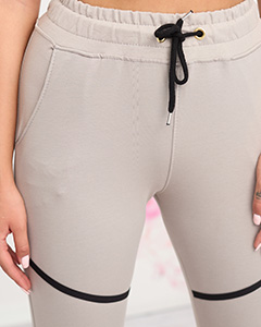 holubí šedá || Světle šedá