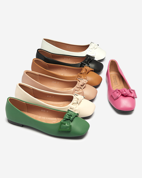 Жіночі балетки з верблюжої шкіри з декором на носі Caxien- Footwear