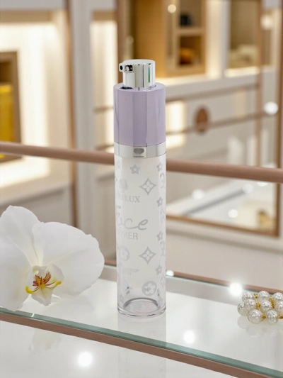 Luxelux База Primer під макіяж, що розгладжує та зволожує