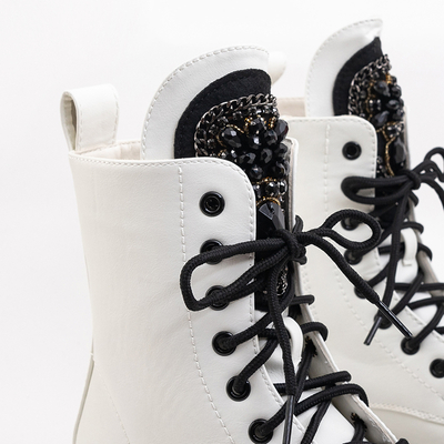 Bílé dámské pracovní boty na plochém podpatku Vica - Obuv