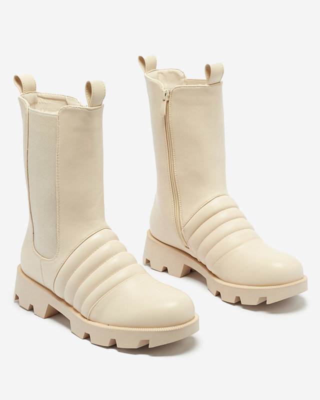 Béžové dámské kozačky na silnější podrážce s reliéfem Ferita- Obuv