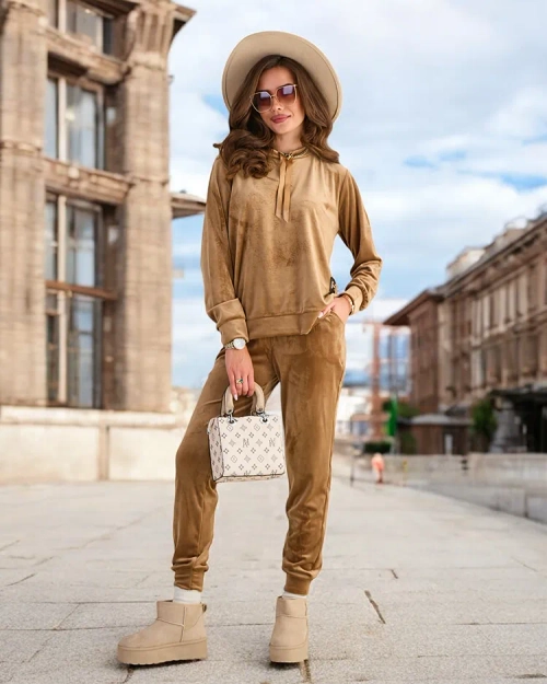 Royalfashion Жіночий комплект a'la велюр