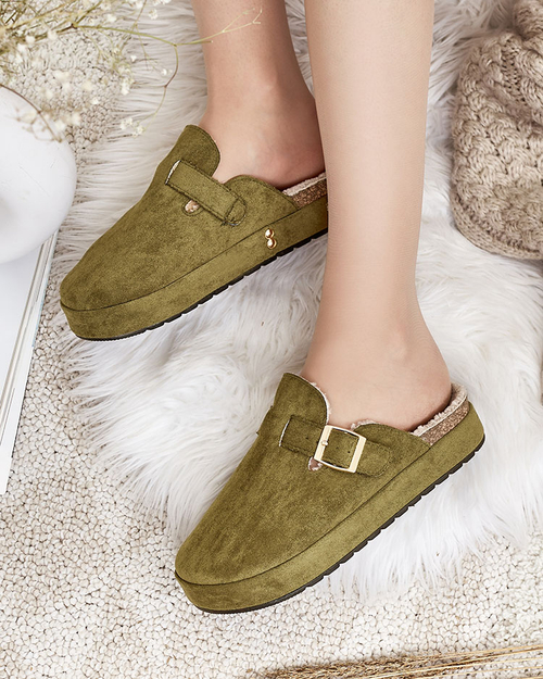 Royalfashion Жіночі капці з овчиною та пряжкою Kajis