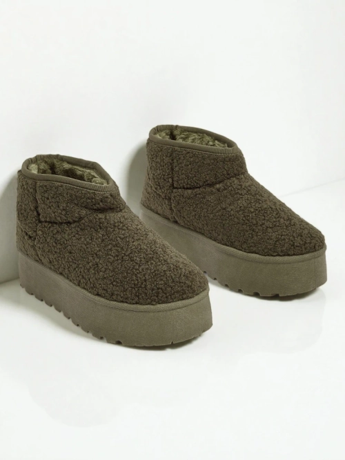 Короткі жіночі черевики а-ля снігоходи Marellin