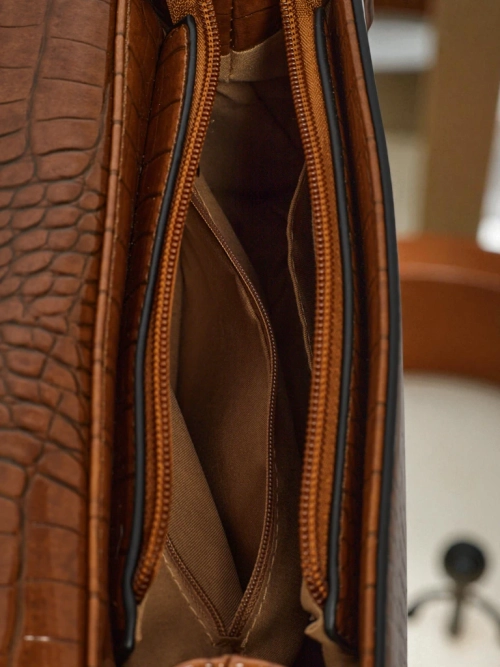 Лакована маленька жіноча сумочка з еко шкіри Veluna