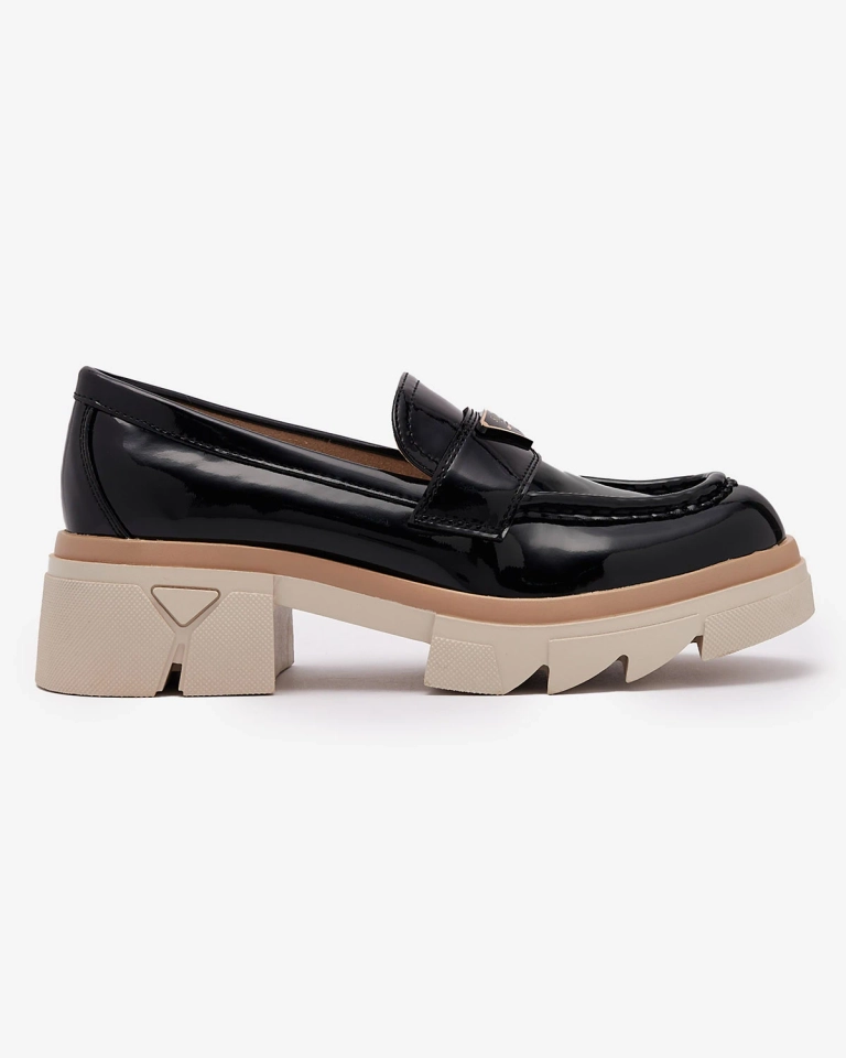 Lakované černé dámské mokasíny se zdobením Sarix - Obuv