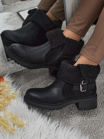 Dámské kotníkové boty z eko kůže s kožíškem Kavira
