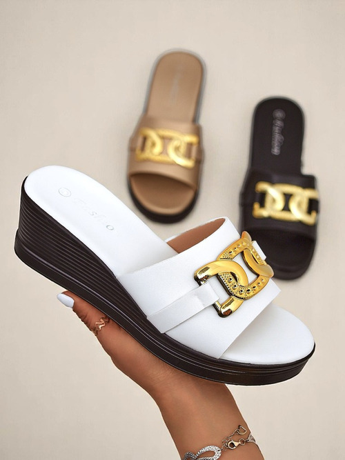 Royalfashion Жіночі босоніжки на танкетці Nolia