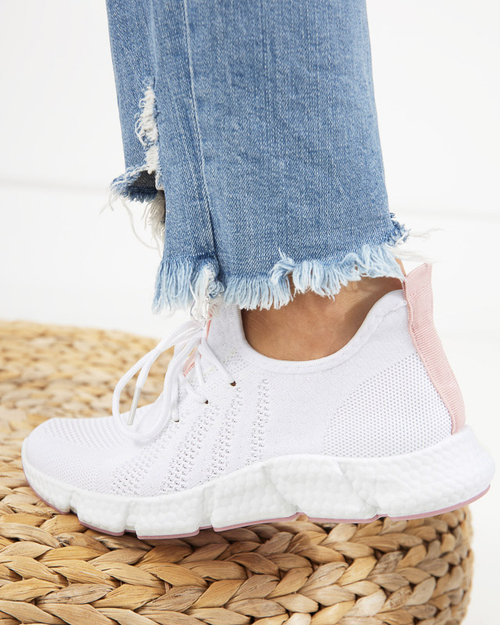 Білі жіночі кросівки з рожевими вставками Baym