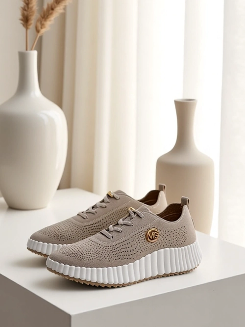 Royalfashion Жіночі спортивні кросівки на шнурівці Tobin