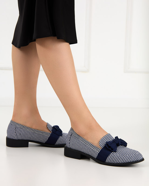 Синьо-білі жіночі лофери з візерунком Lukisto