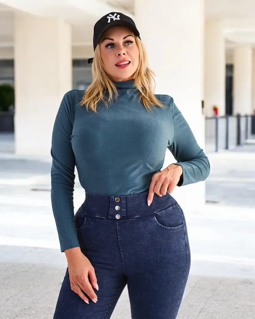 Зелена водолазка - Одяг