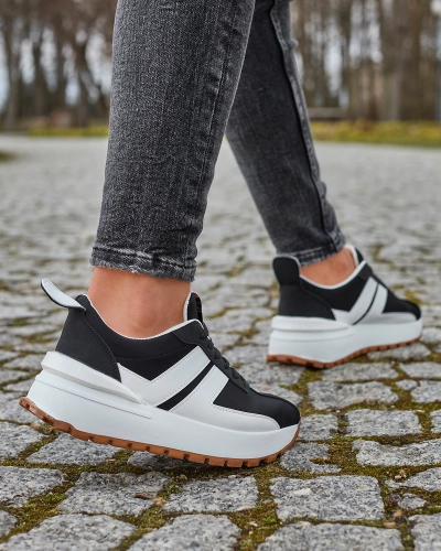 Жіночі чорні спортивні туфлі з екошкіри з кольоровими вставками Tifora- Footwear