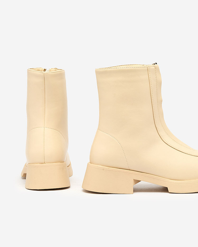 Royalfashion Dámské béžové kozačky Etiuse na plochém podpatku