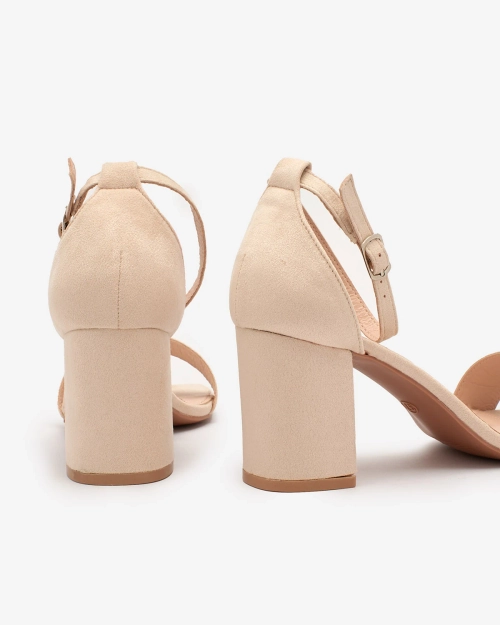 Royalfashion Жіночі босоніжки на низькому ходу бежеві Helrem