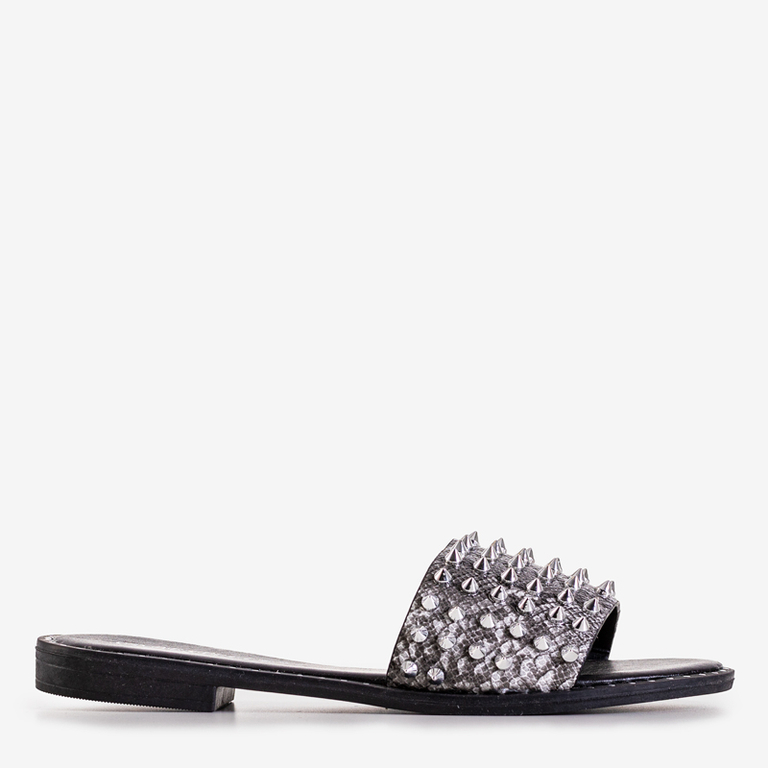 Černé dámské pantofle s cvočky a tryskami Maurella - Obuv