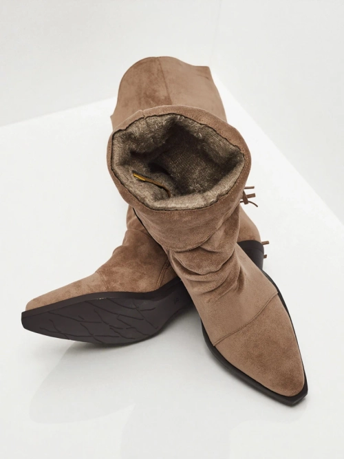 Ковбойки жіночі на підборах з китицями Selva