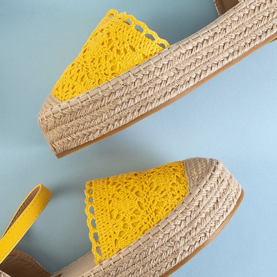 Жовті босоніжки на платформі Ritisa