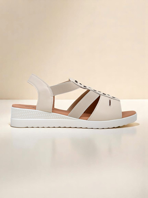 Royalfashion Жіночі сандалі на низькому танкетці Sora