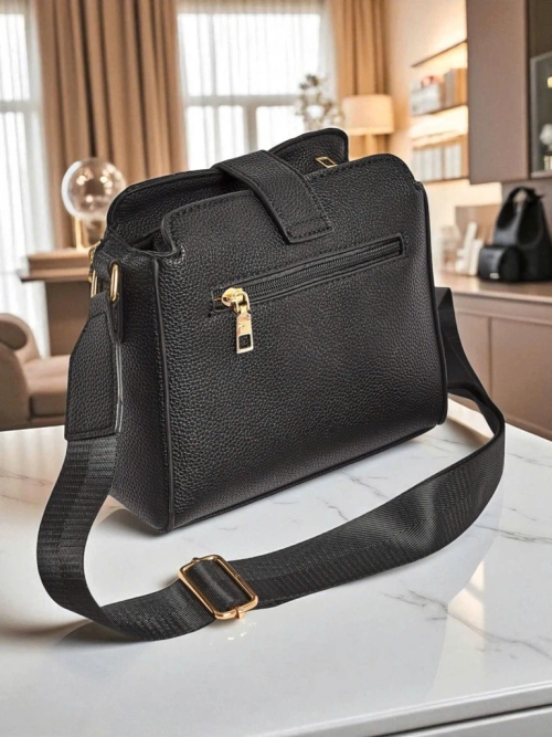 Чорна жіноча сумка Demetra з екологічної патентної шкіри, елегантна