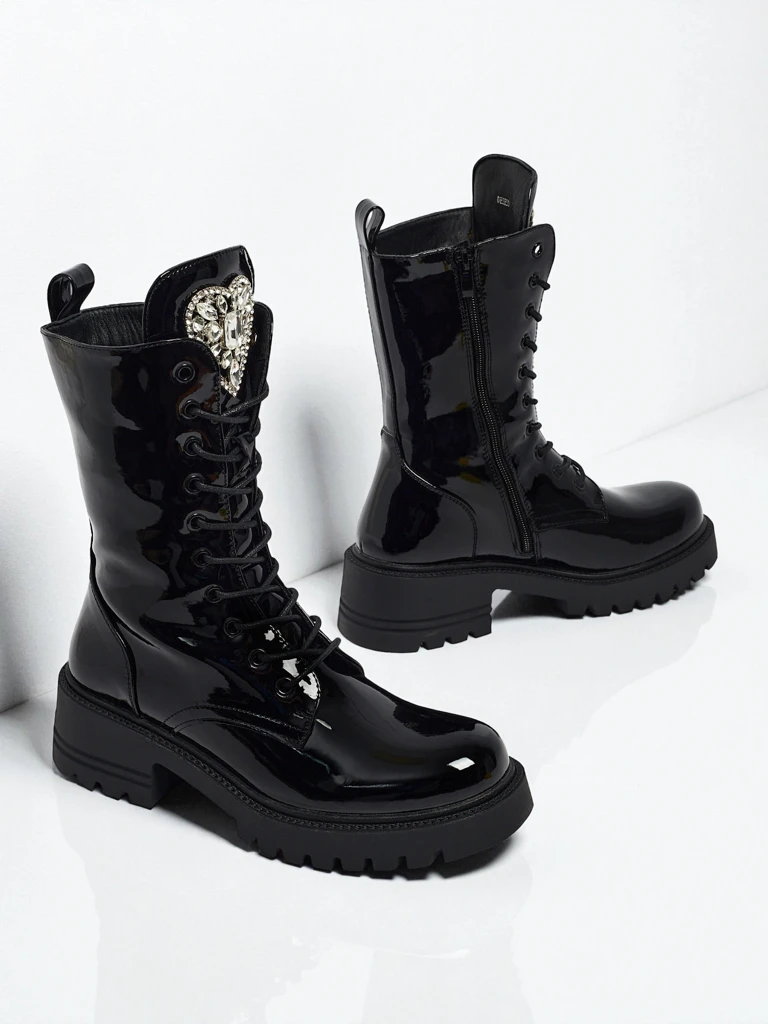 Lakované šněrovací dámské boty na platformě Emelune