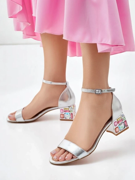 Royalfashion Dámské sandály s dekorativním podpatkem Ballou