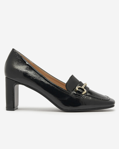 Лаковані жіночі туфлі-мокасини чорного кольору Koccol- Footwear