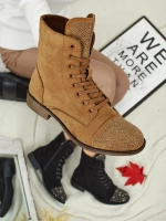 коричневий