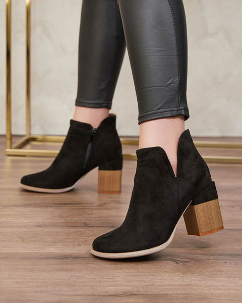 Royalfashion Černé dámské kozačky na jehle Ricteas