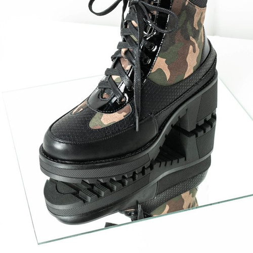 Чорні черевики з комуфляжною вставкою Berkut - Взуття