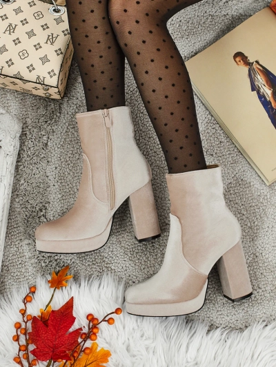 Dámské kotníkové boty na sloupku al'la Velur Miss