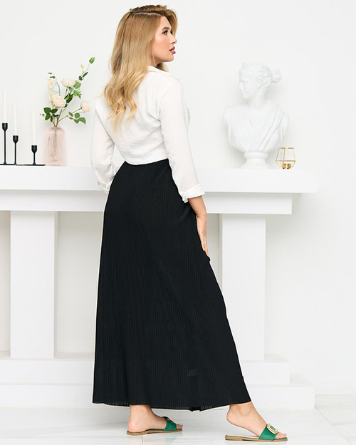 Жіноча чорна плісована спідниця міді на гудзиках - Взуття