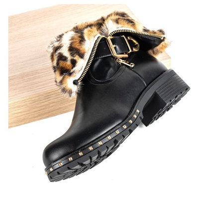 Rahelovy černé boty na podpatku - Obuv