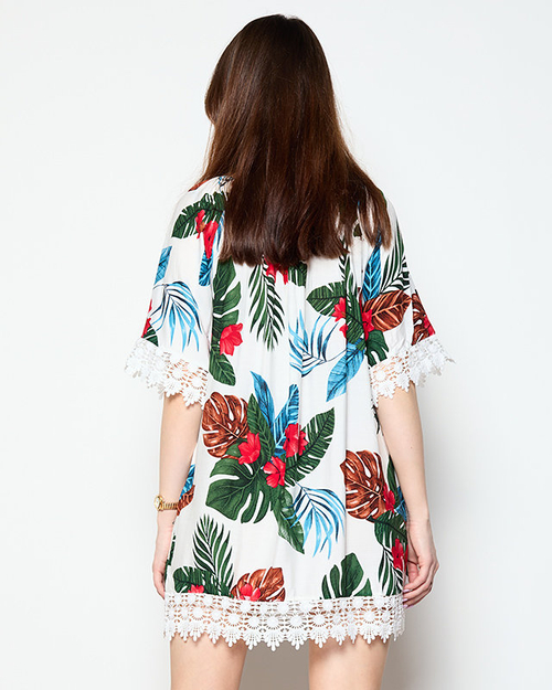 Біла жіноча блузка в квіти PLUS SIZE