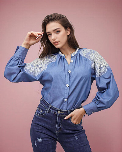 Royalfashion Dámská košile se zirkony