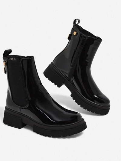 Lakované dámské kotníkové boty z eko kůže Calebi