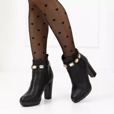 OUTLET Černé dámské kotníkové boty s krystaly Pricile - Obuv