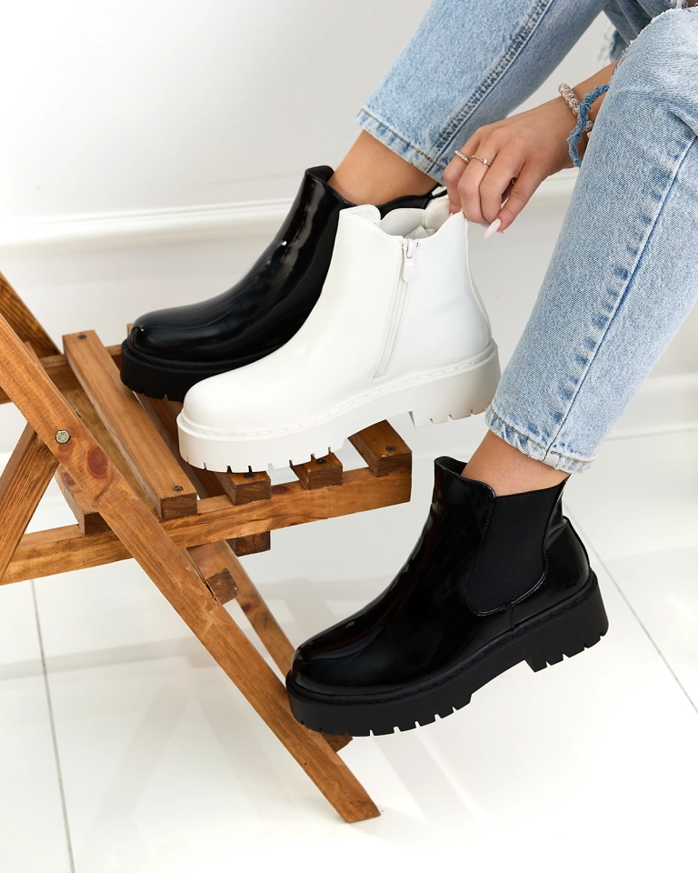 Royalfashion Černé lakované dámské kozačky bez podpatku Glossy Chic