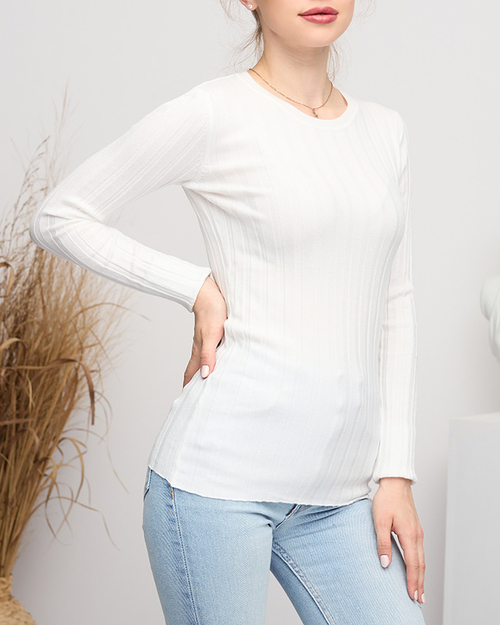 Жіночий светр в білу смужку - Одяг