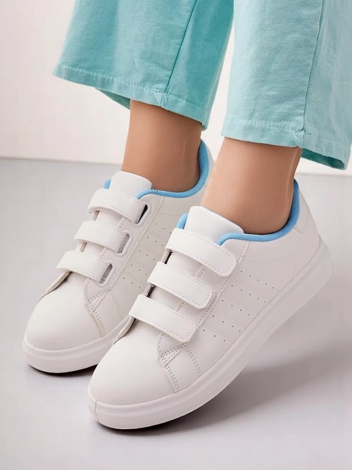 Royalfashion Жіночі спортивні кросівки Pertis