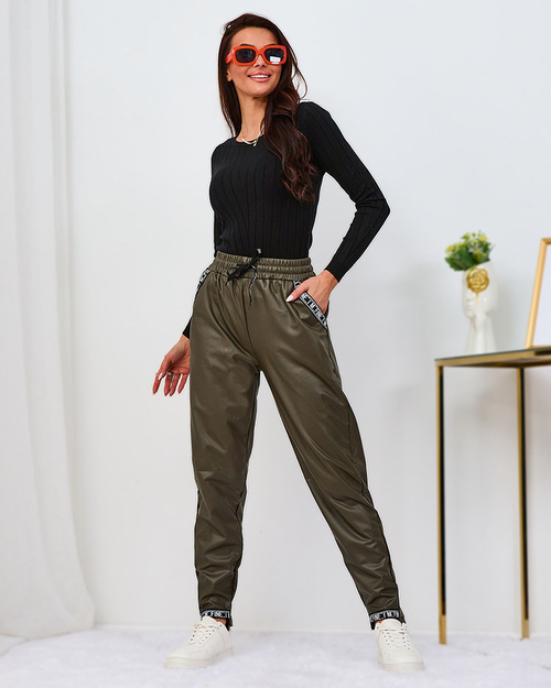 Royalfashion Вільні жіночі штани з екошкіри в кольорі хакі