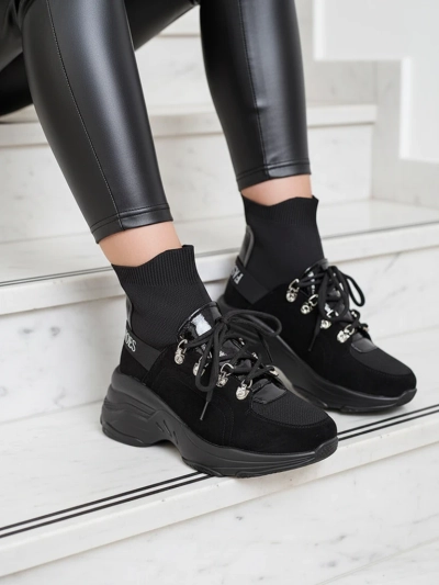 Royalfashion Жіночі чорні утеплені кросівки Aleppo