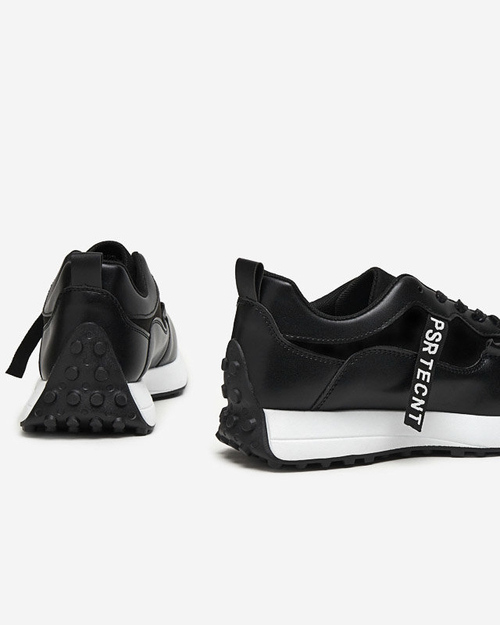 Чорні жіночі кросівки Arika