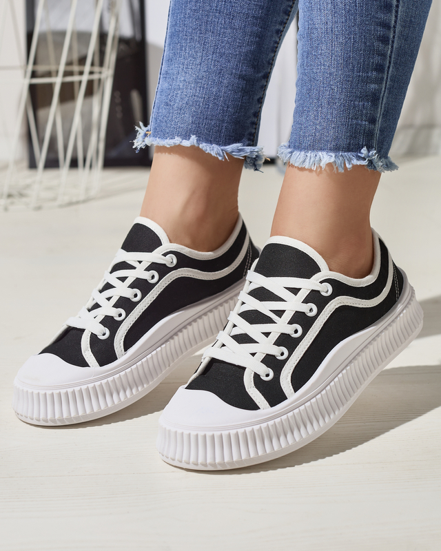 Dámské tenisky na pevné podrážce v černé barvě Dessica - Obuv